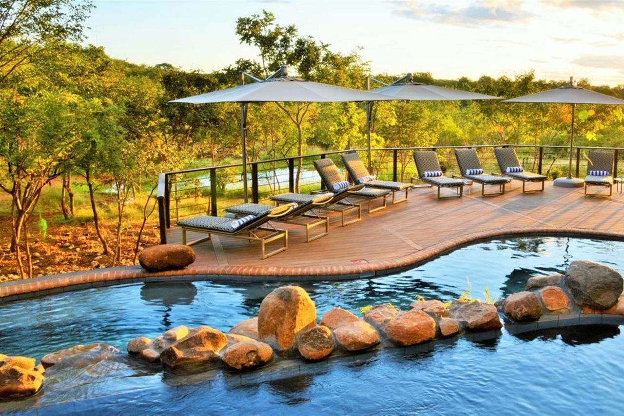 Victoria Falls Safari Lodge Eksteriør billede